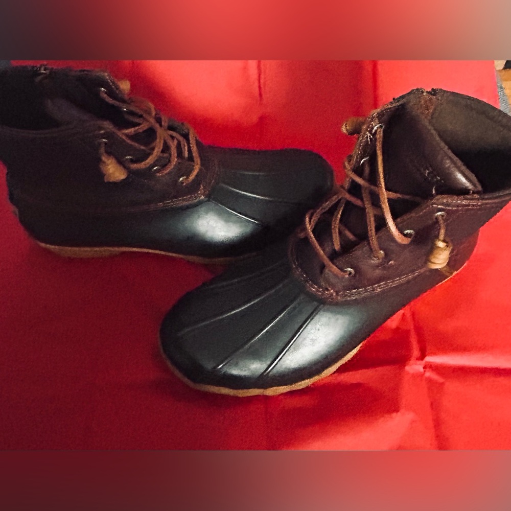 Women’s SPERRY Saltwater Duck Boots Dark Brown Leather and Tan Rubber